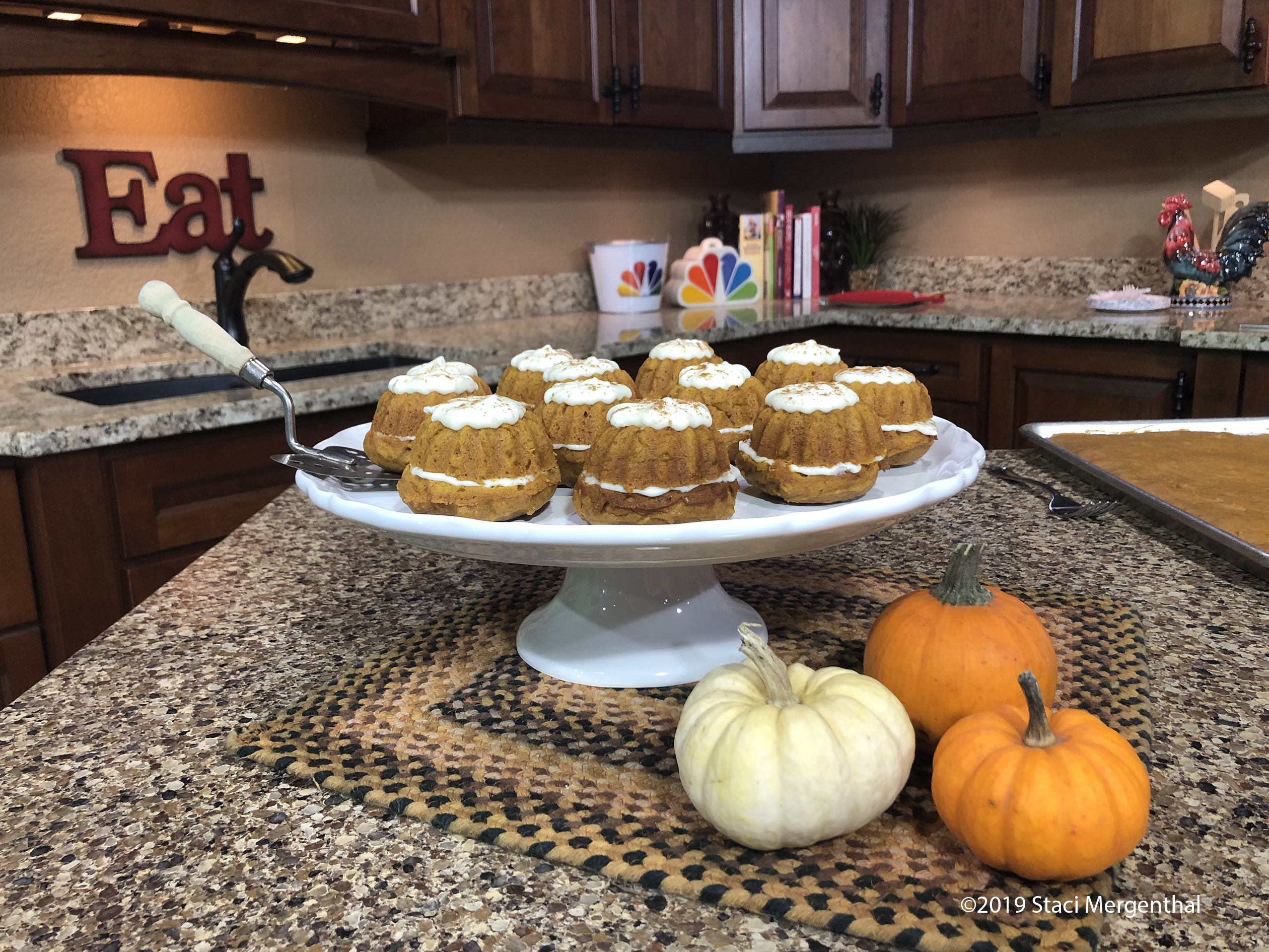 Highlight of Fall: Pumpkin Bars with Maple Cream Cheese Frosting