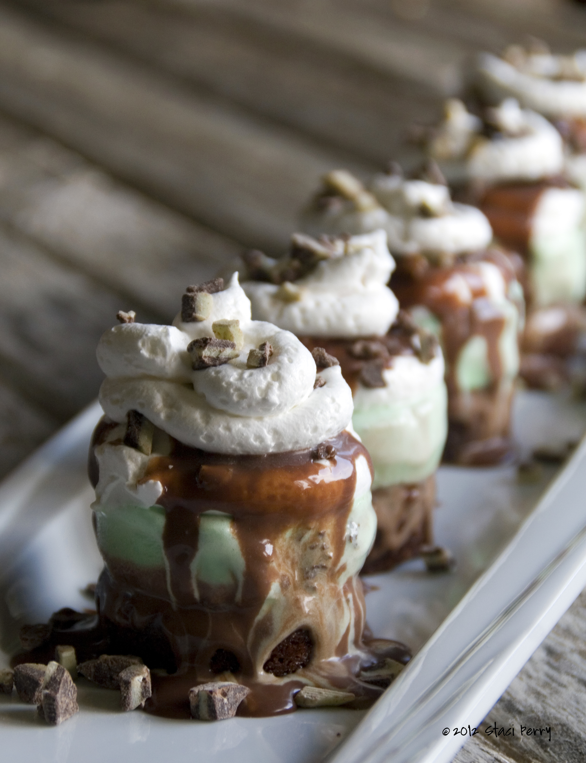 You Scream for Ice Cream, Brownie Grasshopper with Mint Fudge Sauce