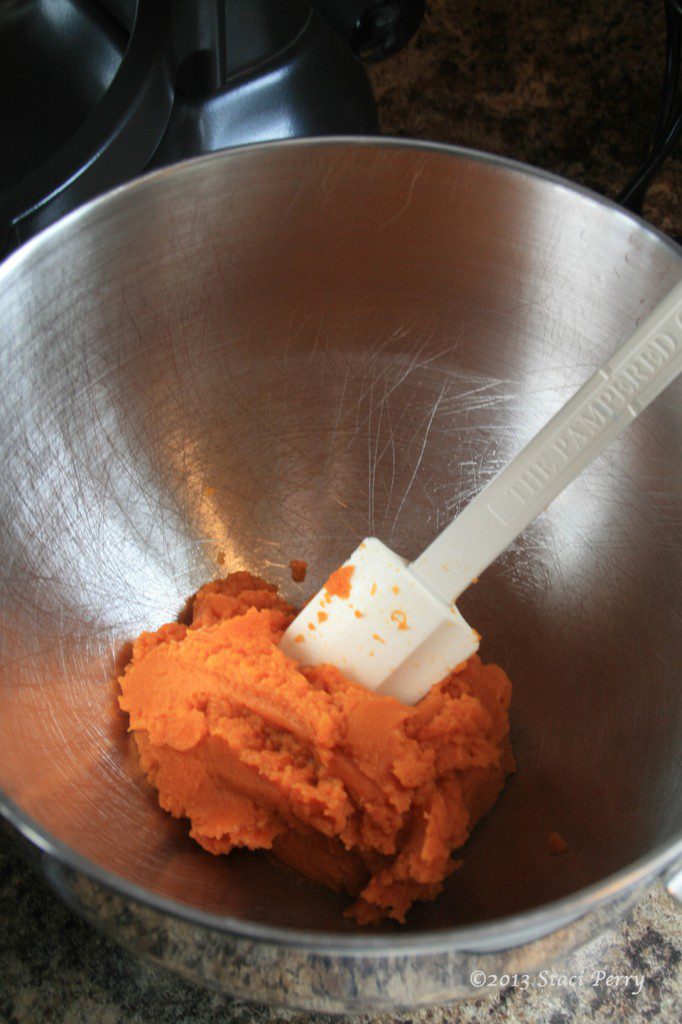 can of pumpkin puree in mixing bowl