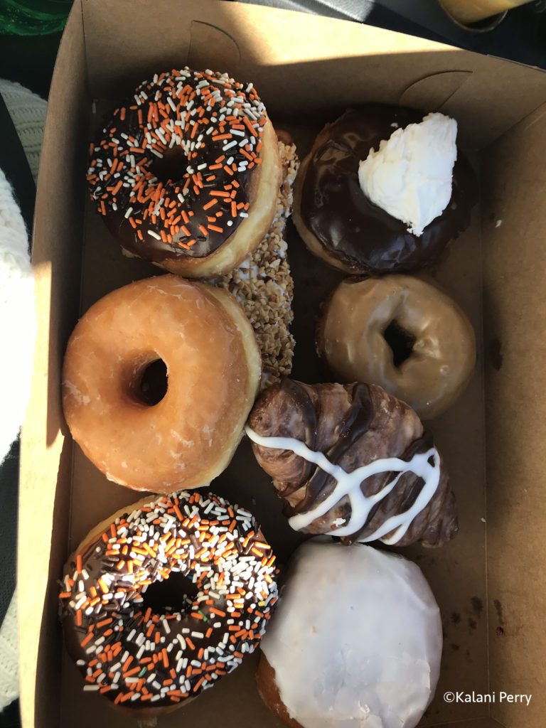 box of doughnuts 