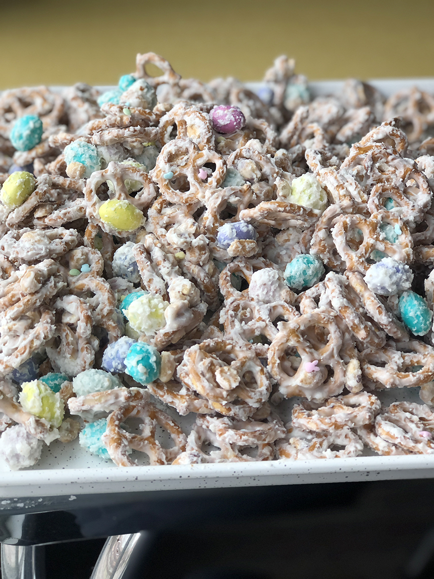 spring pastel pretzel snack mix