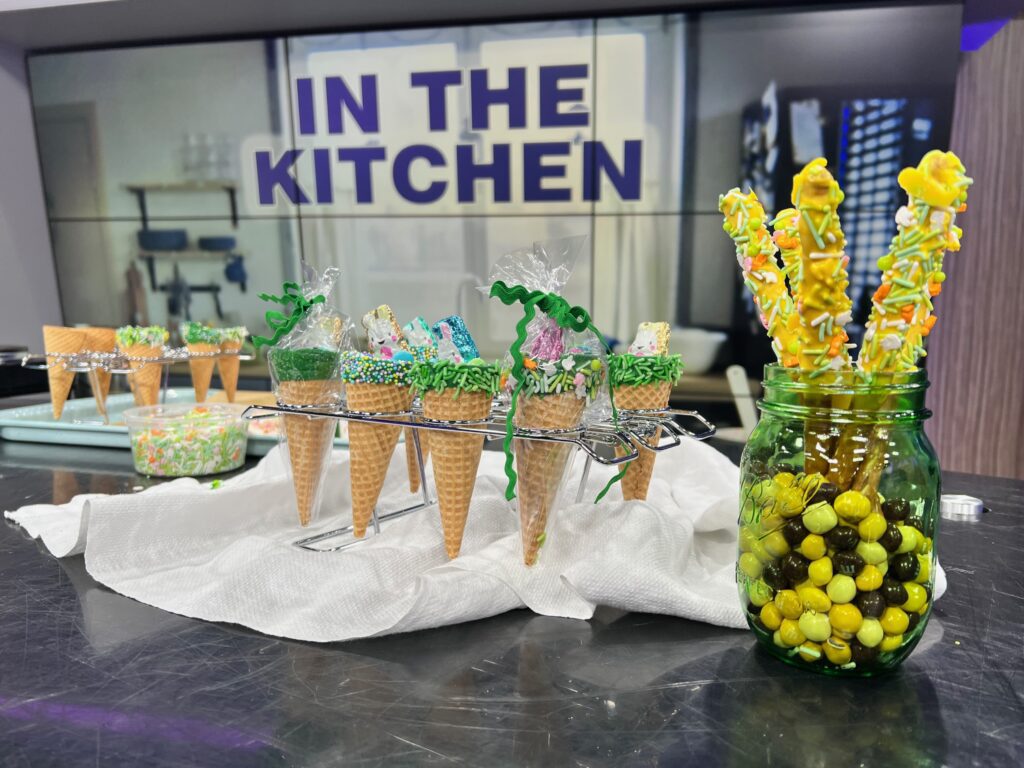 Easter and spring treats on KELOLAND Living set