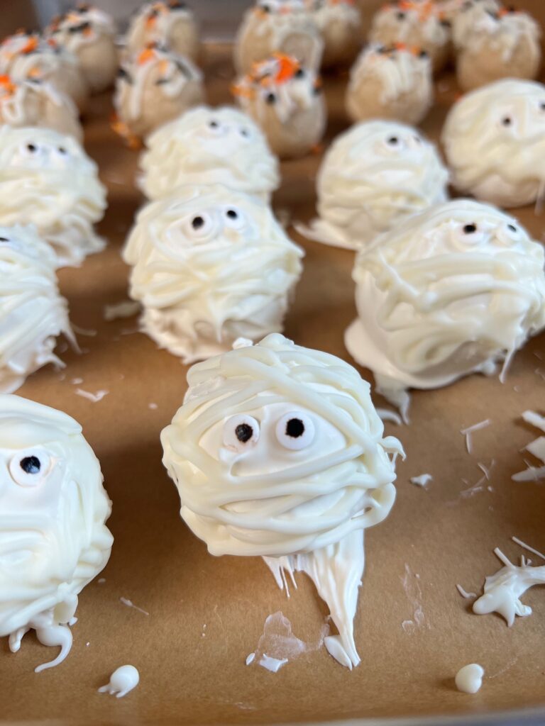 mummy cake balls