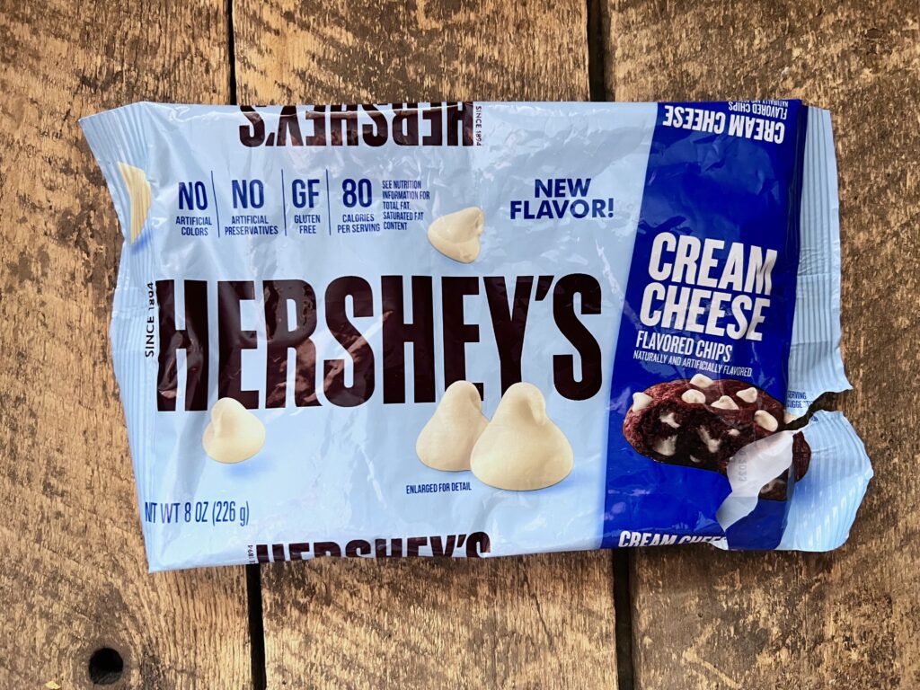 a bag of HERSHEY's cream cheese flavored chips