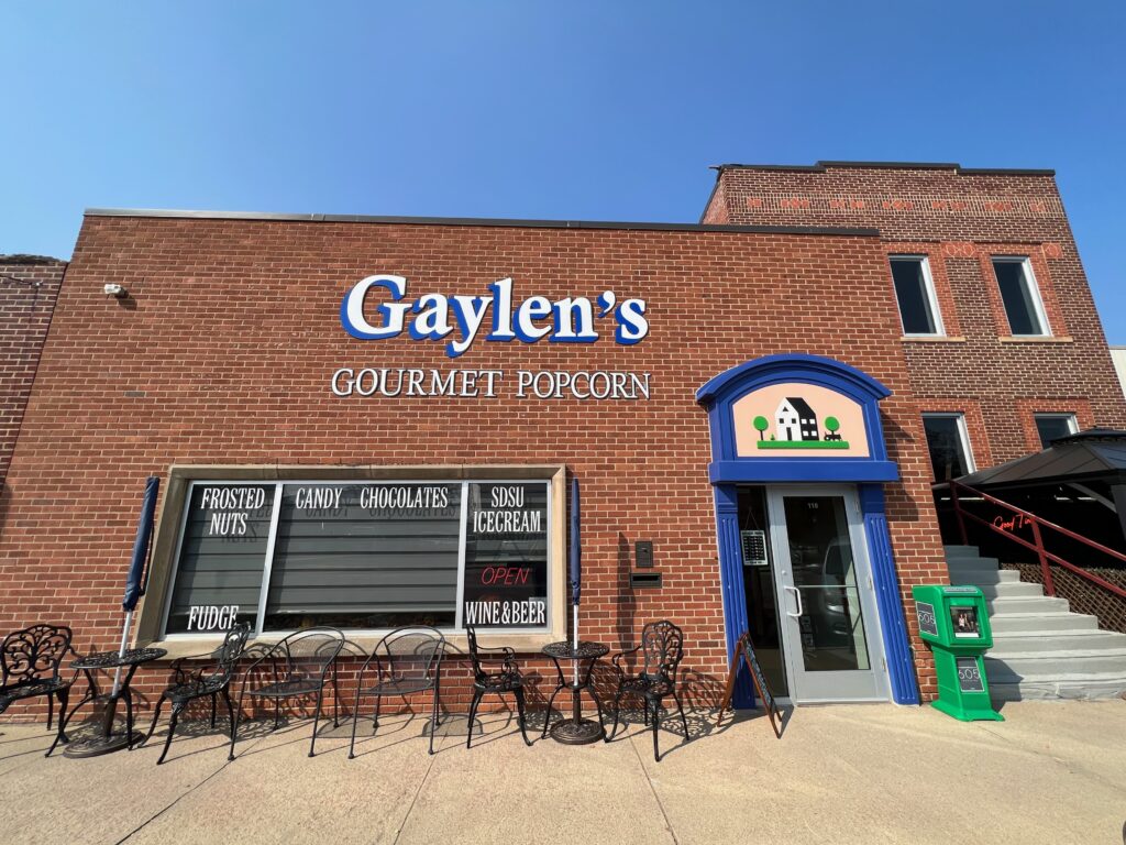 outdoor front of Gaylen's Popcorn building